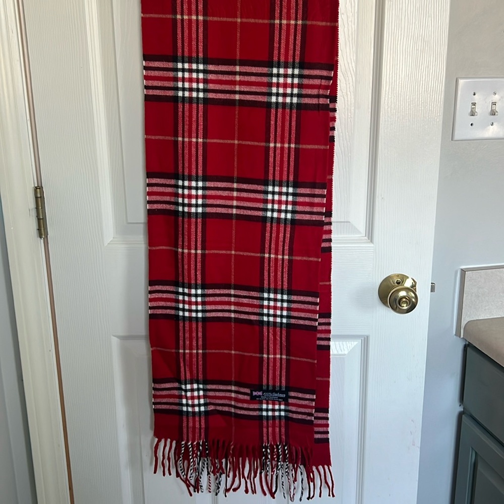 100% Cashmere Scarf